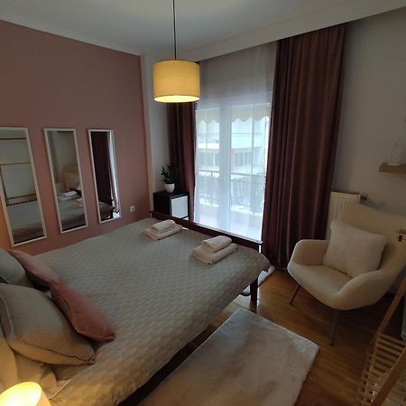 Haris Modern Apt. Near The Sea Salonicco Esterno foto