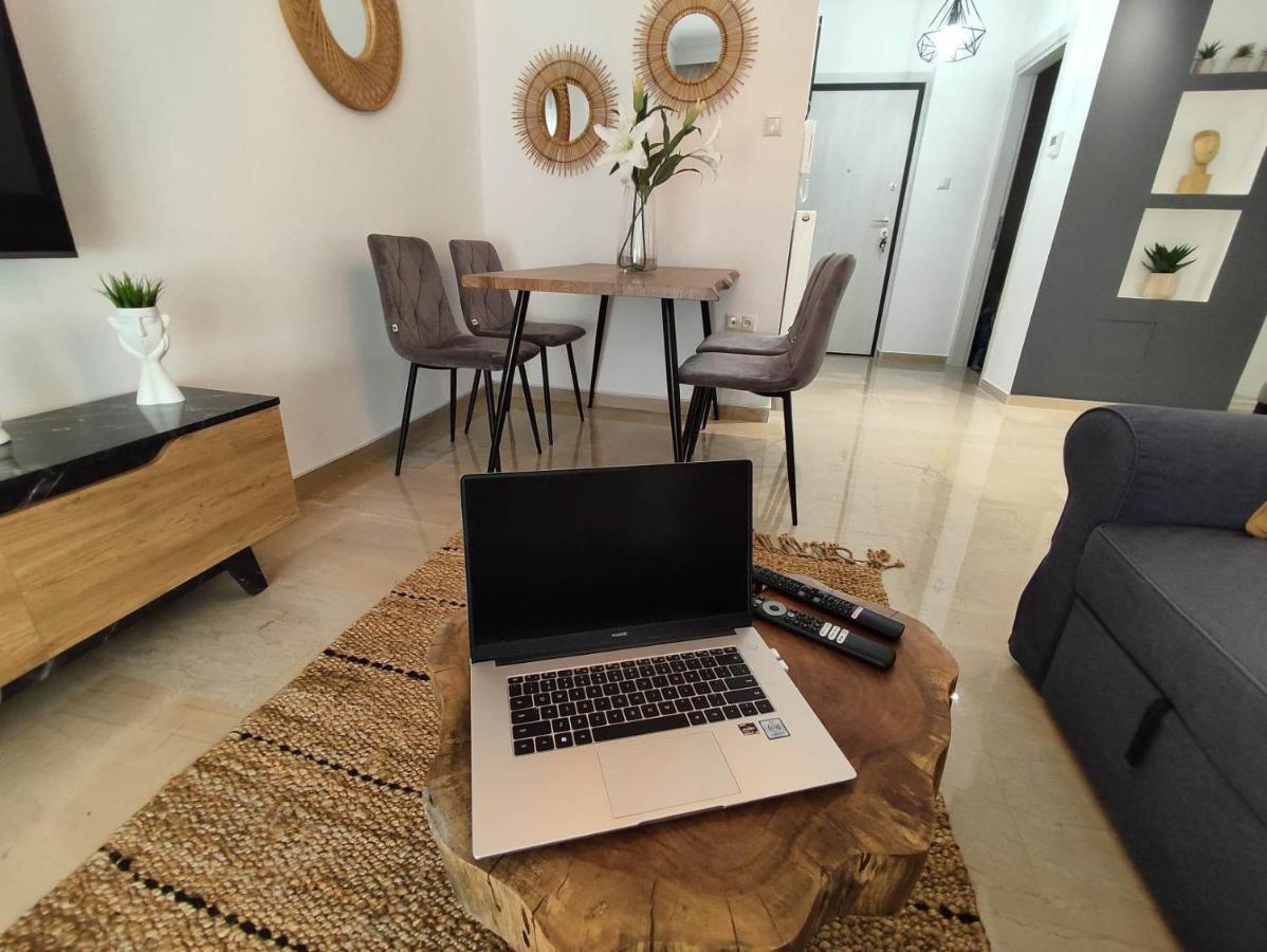 Haris Modern Apt. Near The Sea Salonicco Esterno foto